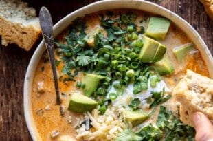 White Chicken Chili Recipe – Creamy, Hearty & Full of Flavor 5 White Chicken Chili Recipe